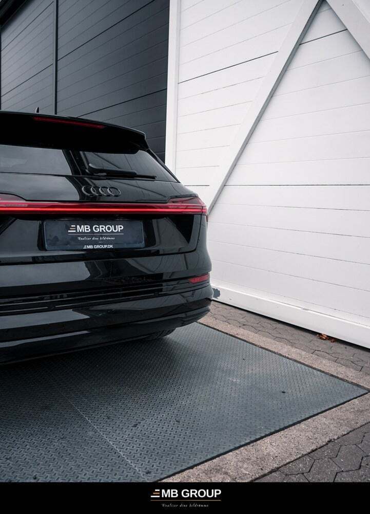 Audi e-tron 55 S-line quattro