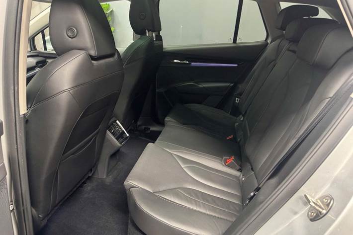 Sølv Skoda Enyaq fra 2021