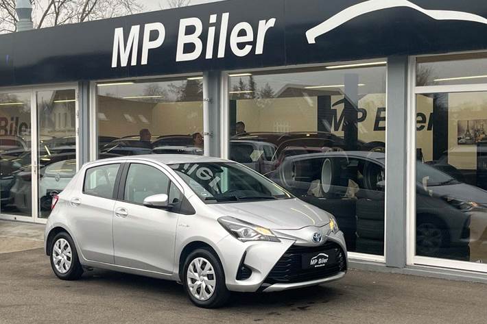 Hvid Toyota Yaris fra 2019