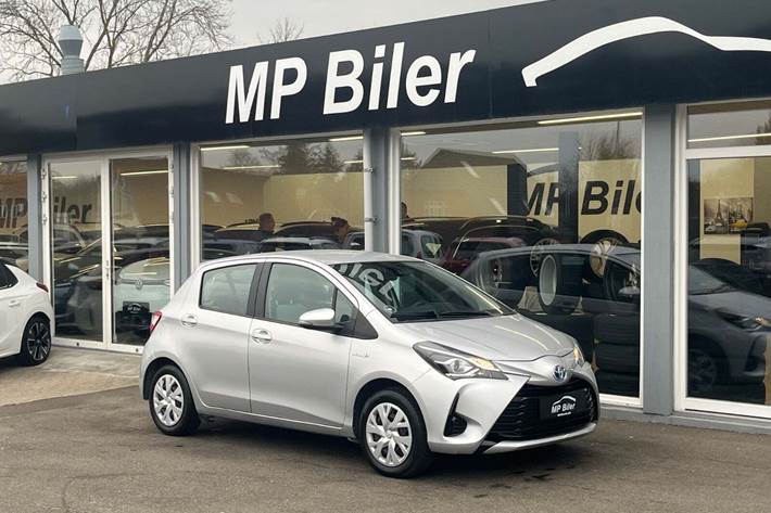 Hvid Toyota Yaris fra 2019