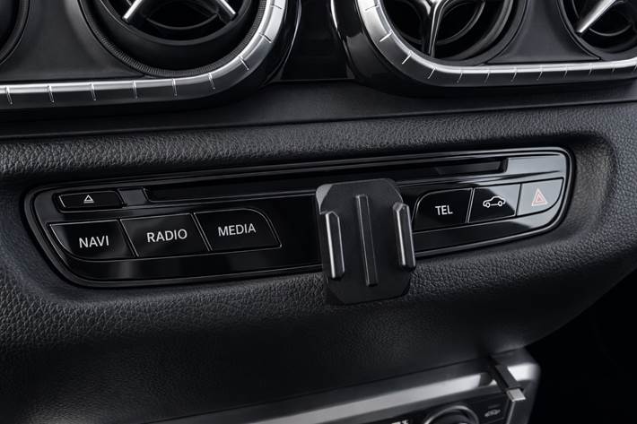 Grå Mercedes X350 d fra 2019