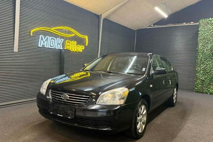 undefined Kia Magentis fra 2007 set udefra