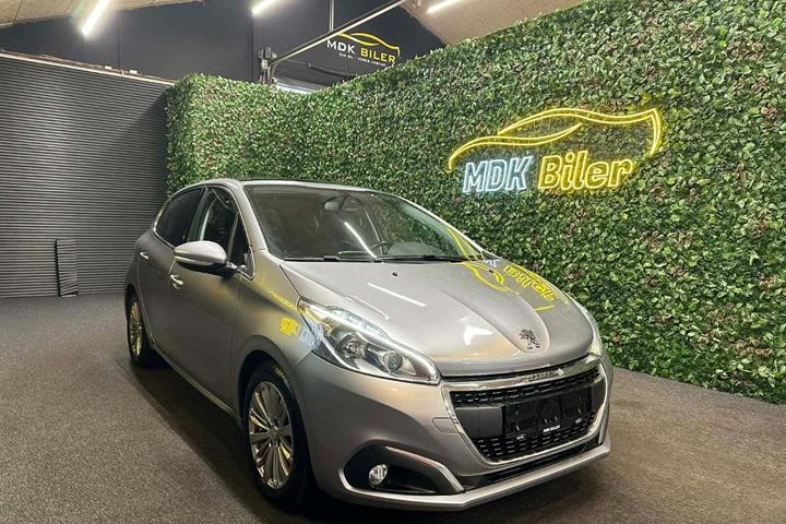 undefined Peugeot 208 fra 2020 set udefra