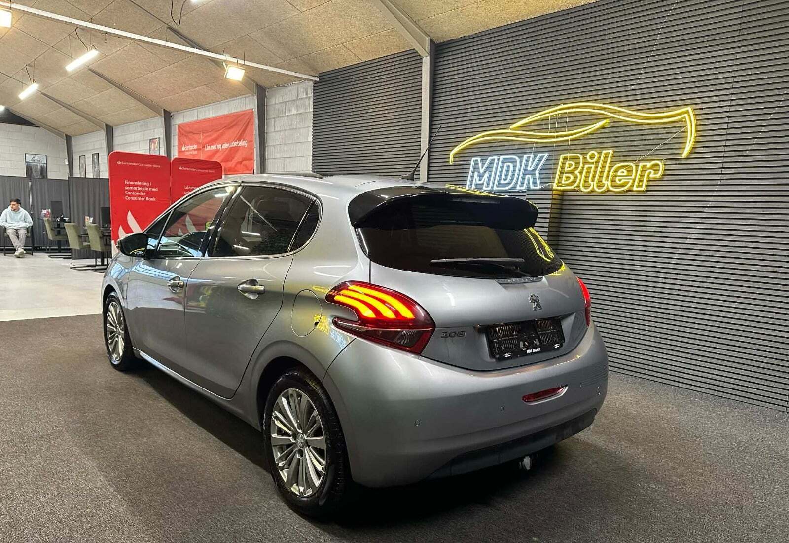 undefined Peugeot 208 fra 2020