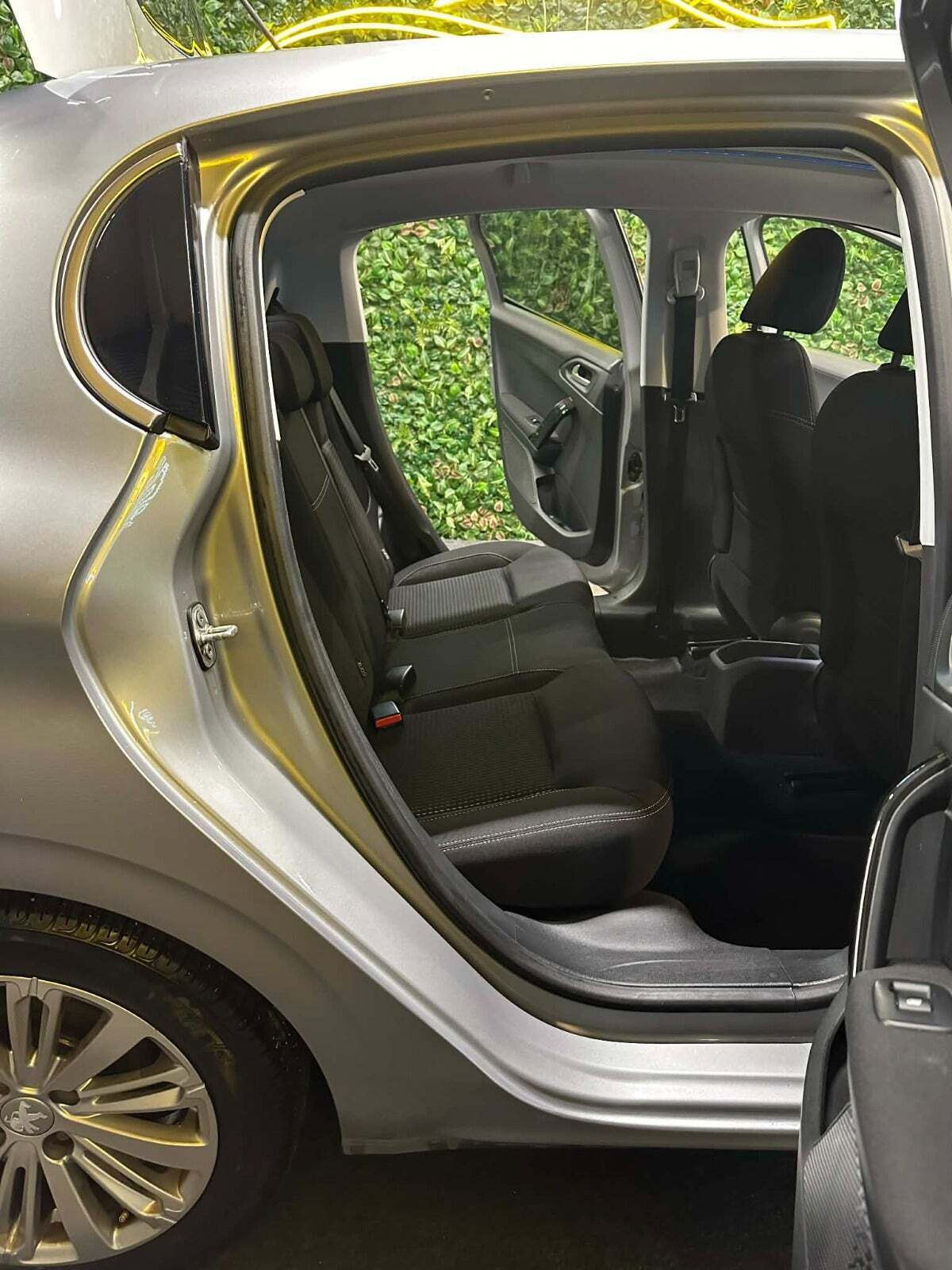 undefined Peugeot 208 fra 2020