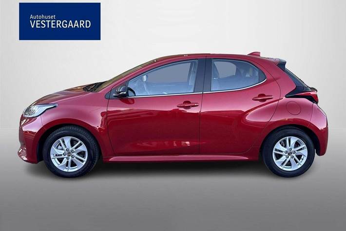 Rød Mazda 2 fra 2022