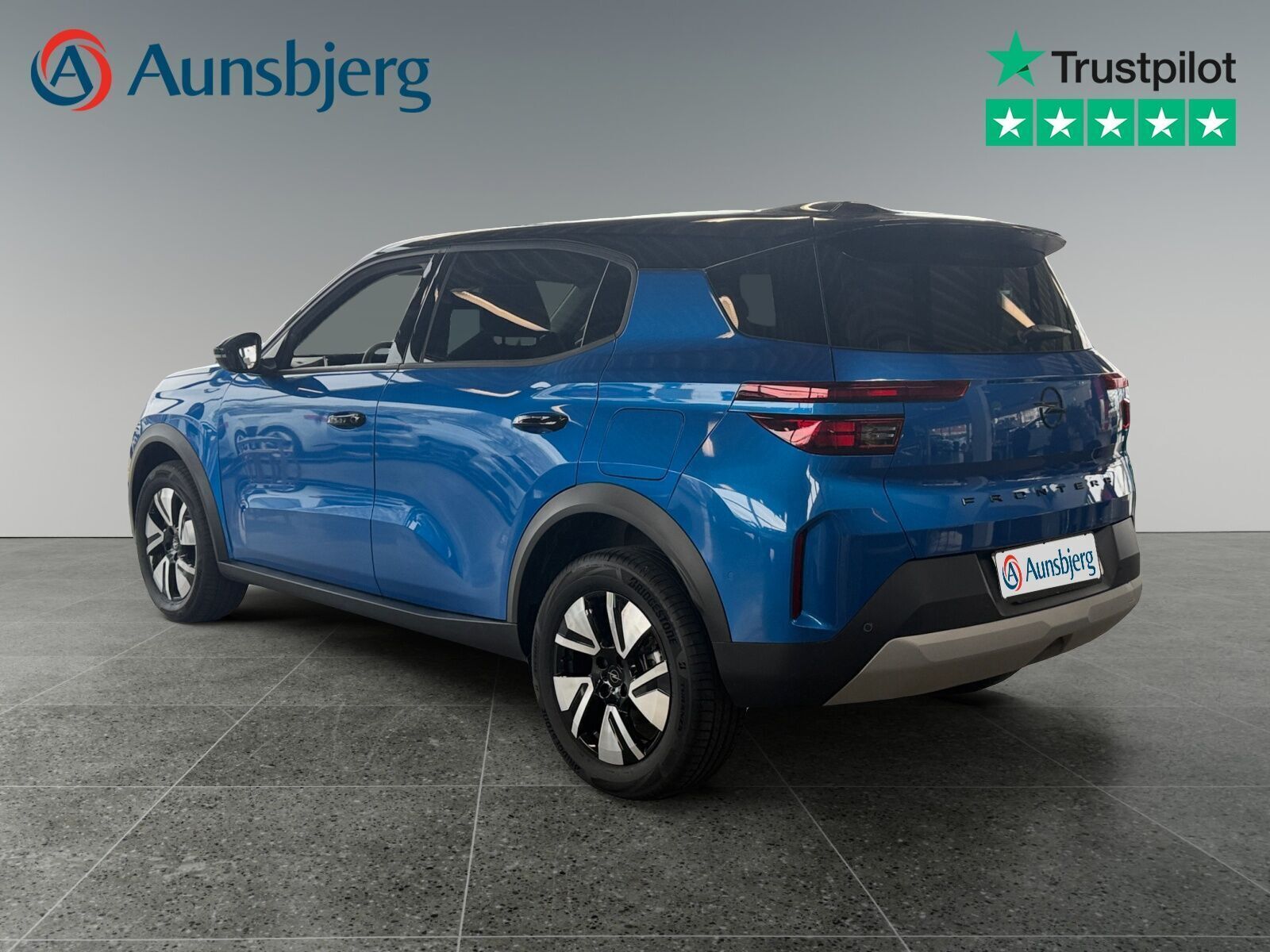 Blå Opel Frontera fra 2025