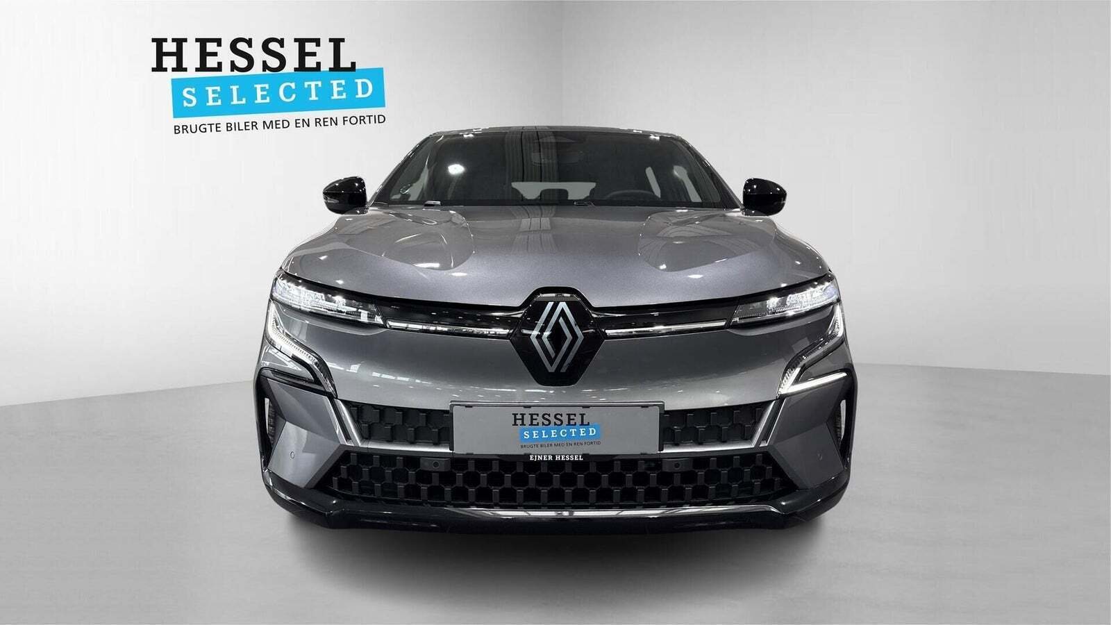 Grå Renault Megane E-Tech fra 2025