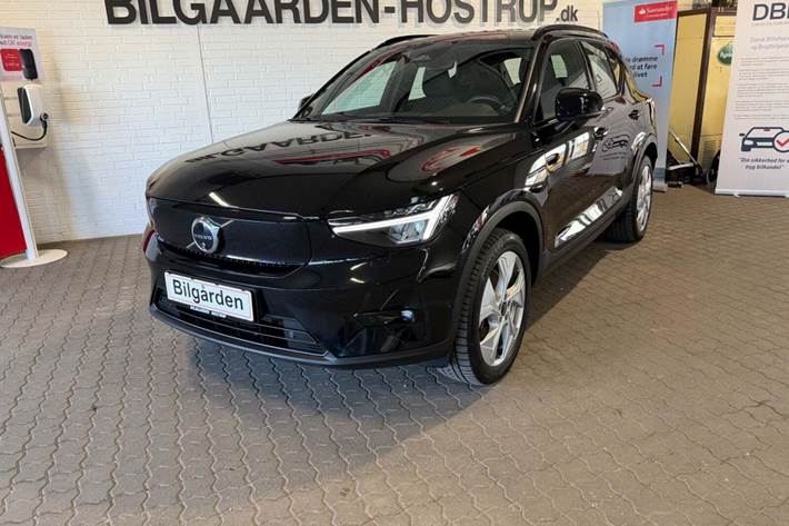 Sort Volvo XC40 fra 2024