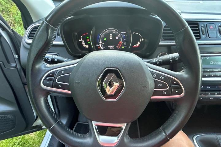 Sølv Renault Kadjar fra 2017