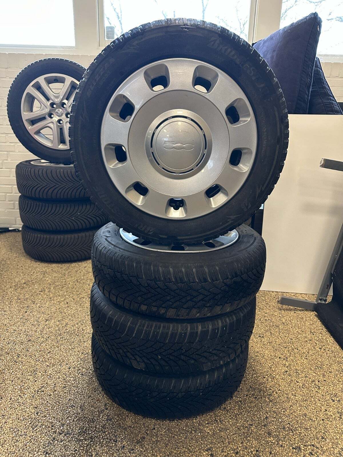 Hvid Fiat 500C fra 2020