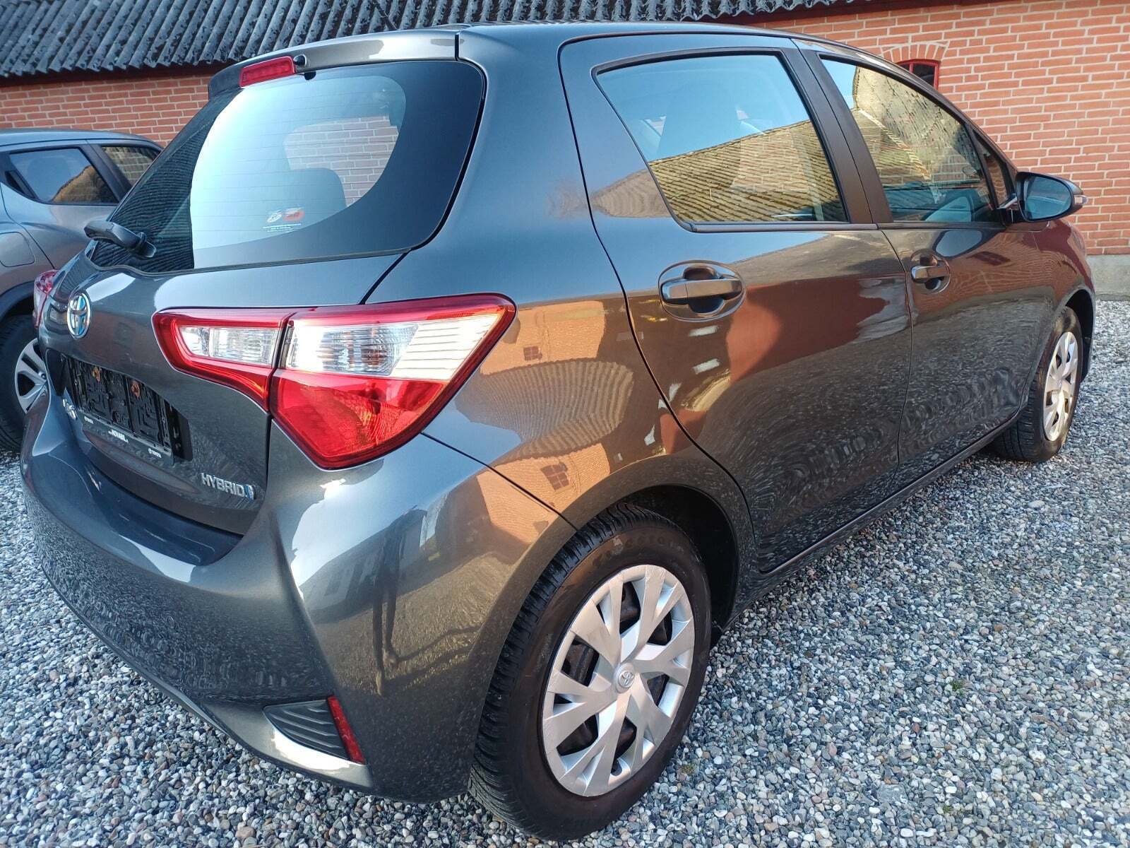 Toyota Yaris 1,5 Hybrid H2 e-CVT