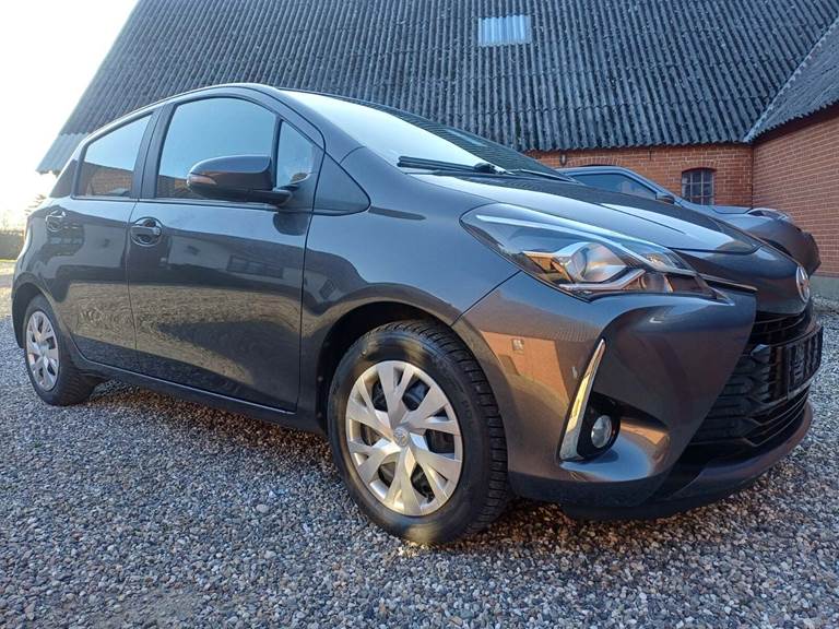 Toyota Yaris 1,5 Hybrid H2 e-CVT