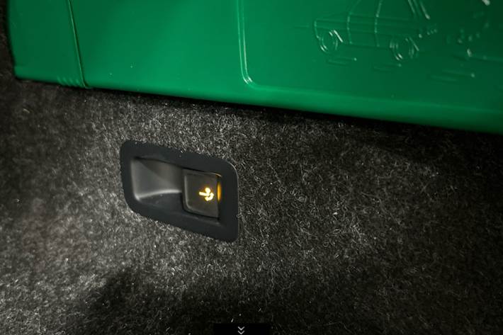 Hvid Skoda Enyaq fra 2022