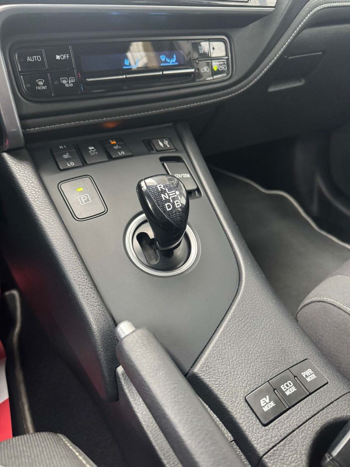 Toyota Auris 1,8 Hybrid H2 Touring Sports CVT