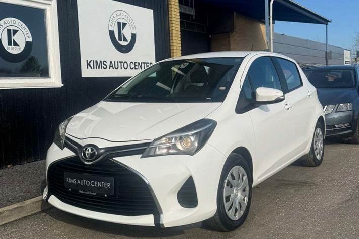 undefined Toyota Yaris fra 2015