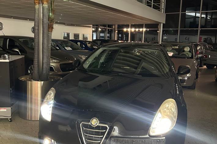 Sort Alfa Romeo Giulietta fra 2011