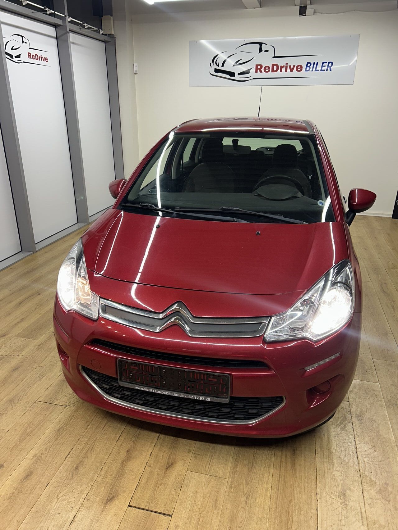 Rød Citroën C3 fra 2013