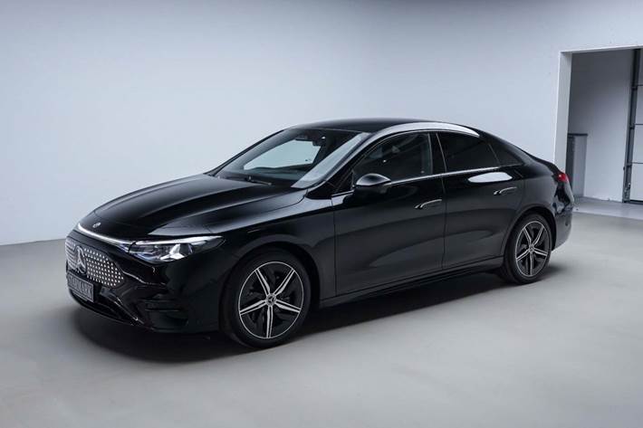 Sort Mercedes CLA250+ fra 2025
