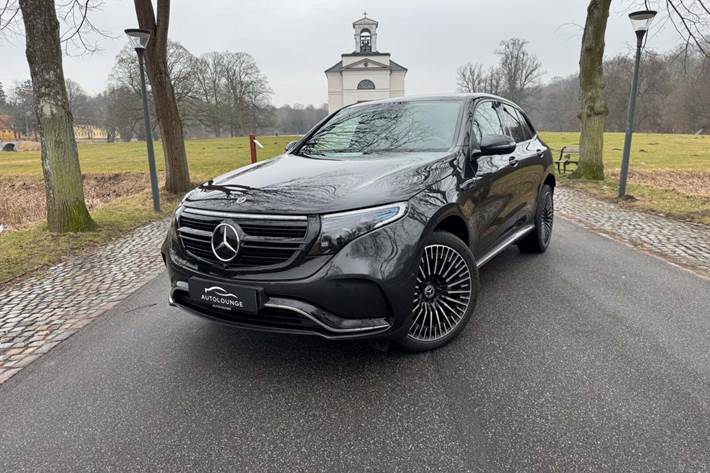 Grå Mercedes EQC400 fra 2022