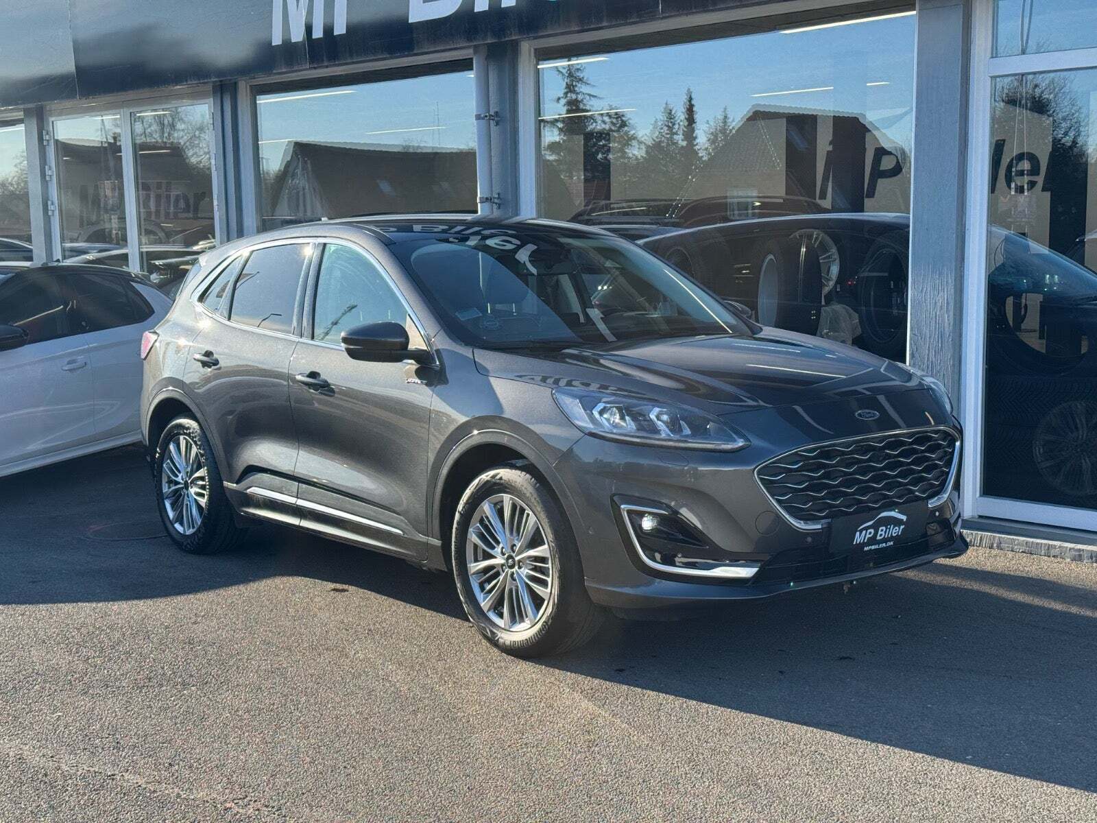 Ford Kuga 2,5 PHEV Vignale CVT