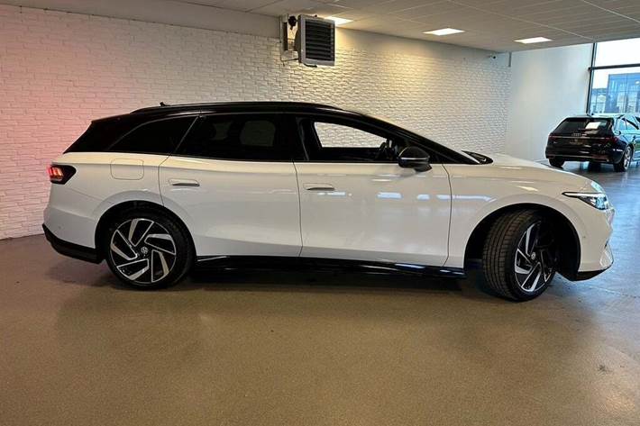 Hvid VW ID.7 fra 2025