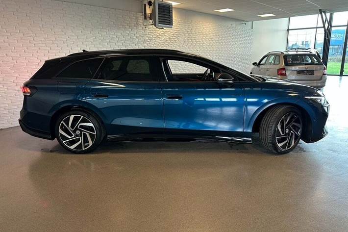 Blå VW ID.7 fra 2025