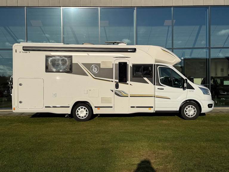 Ford Benimar 2,0 Tessoro 497