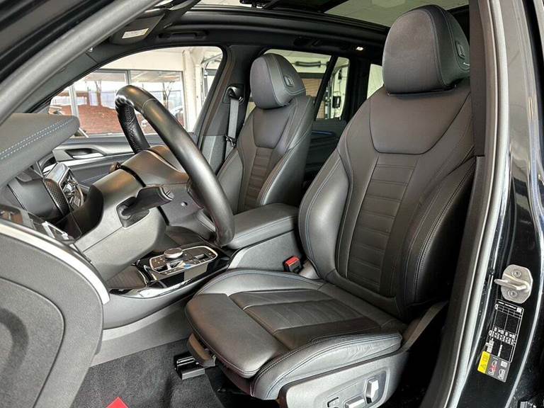 BMW iX3 Charged Plus M-Sport