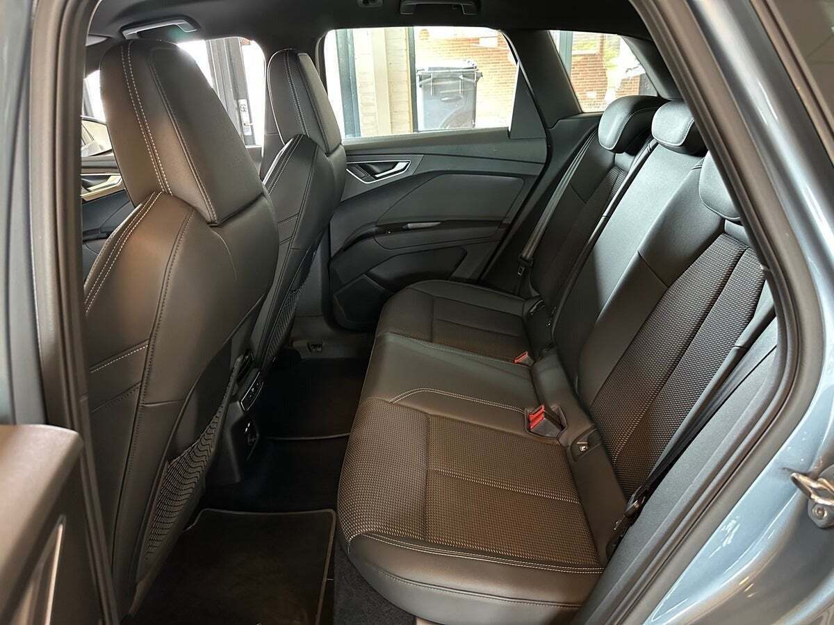 Audi Q4 e-tron 40 S-line