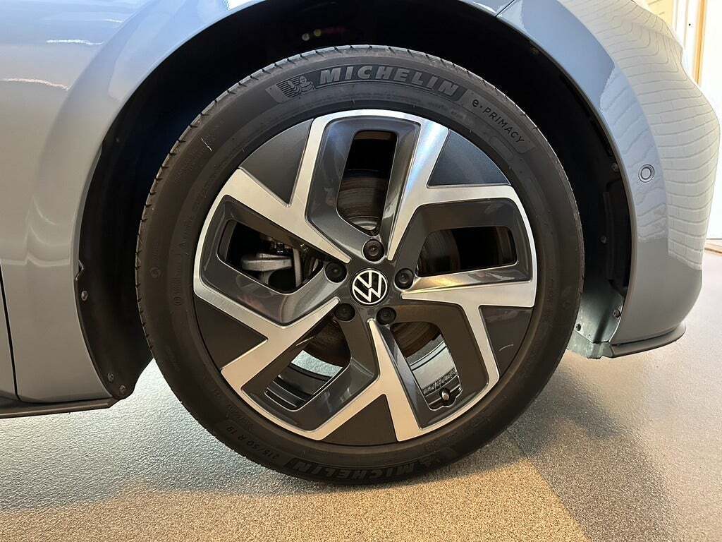 Grå VW ID.3 fra 2023