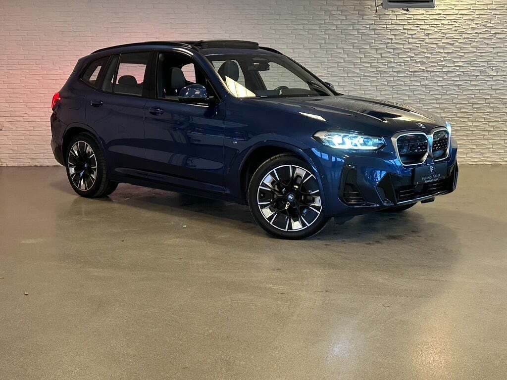 BMW iX3 Charged Plus M-Sport