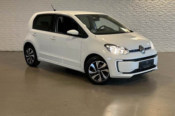 Hvid VW E-UP! fra 2022