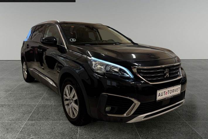 Sort Peugeot 5008 fra 2018