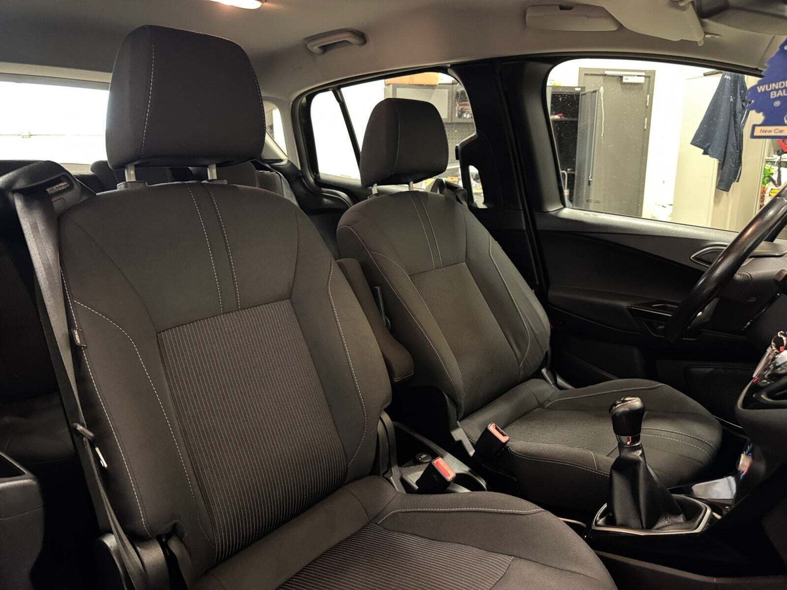 Sort Ford B-MAX fra 2014