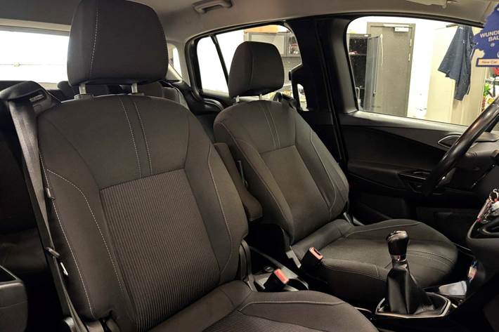 Sort Ford B-MAX fra 2014