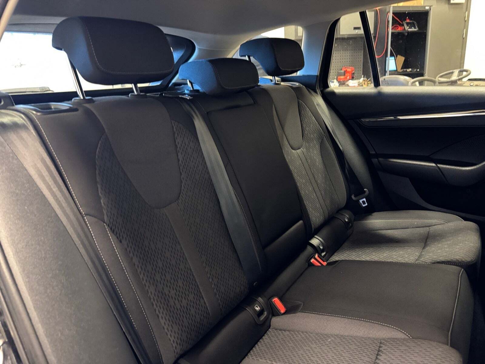 Sort Skoda Octavia fra 2021