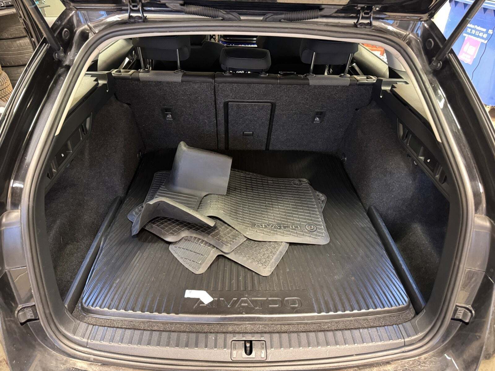 Sort Skoda Octavia fra 2021