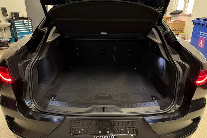 Sort Jaguar I-Pace fra 2020