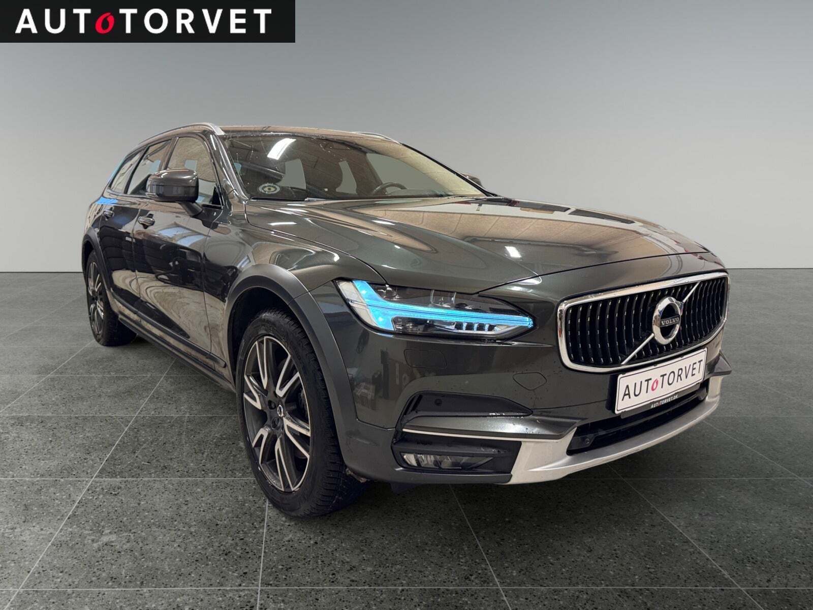 Volvo V90 CC 2,0 D5 235 aut. AWD