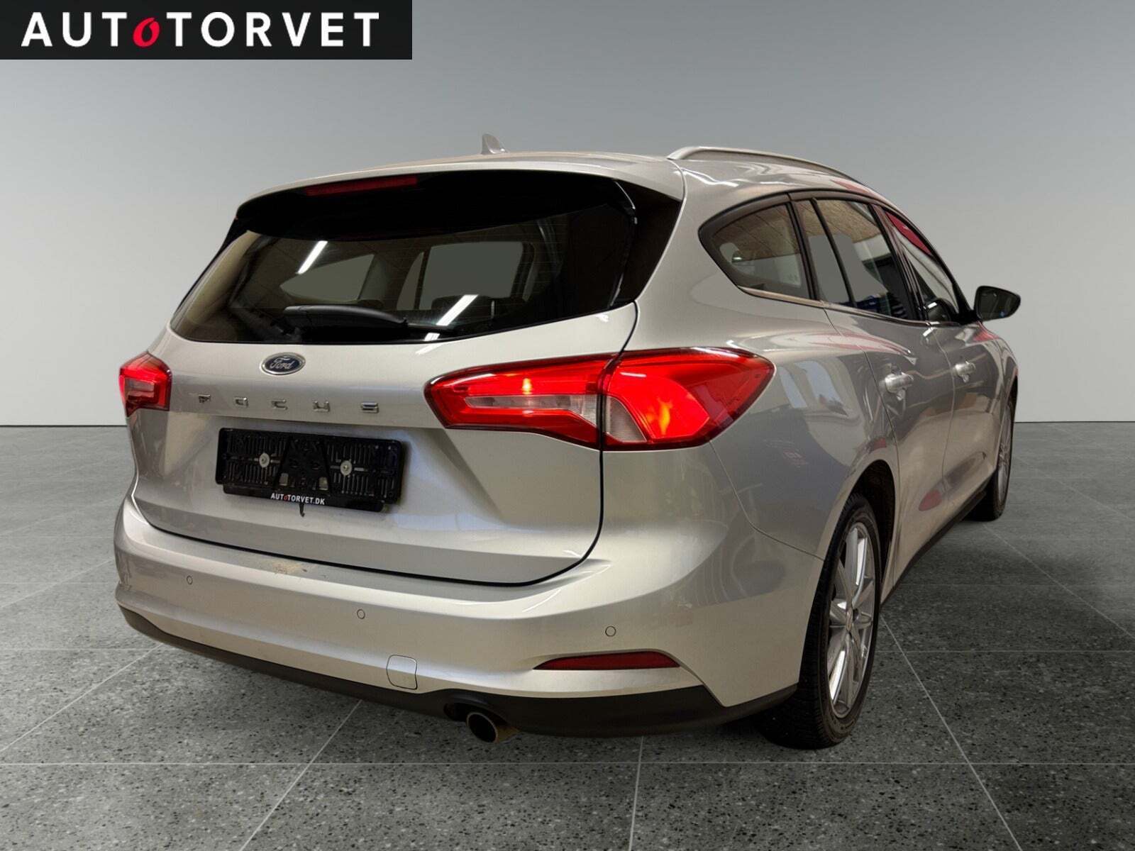 Sølv Ford Focus fra 2019