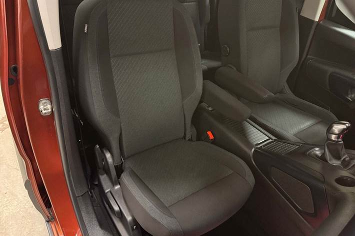 Kobber Peugeot Rifter fra 2019