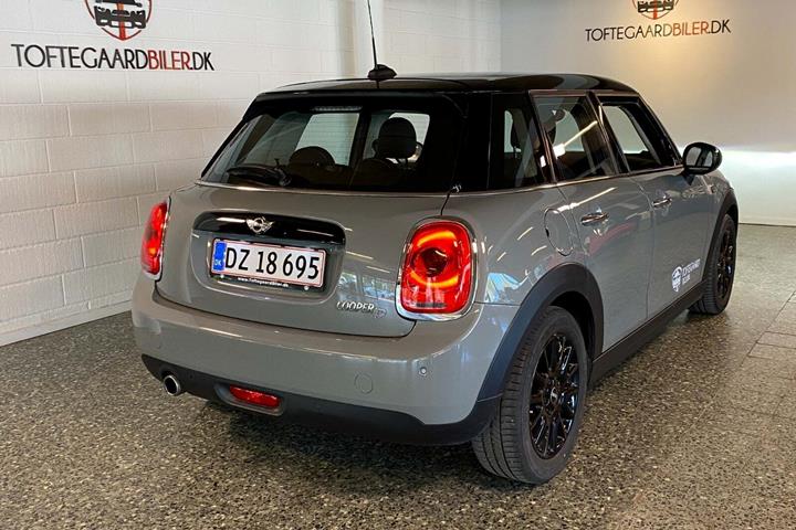 Grå Mini Cooper fra 2017