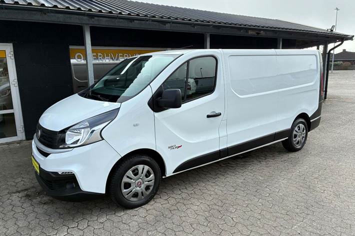 Hvid Fiat Talento fra 2016