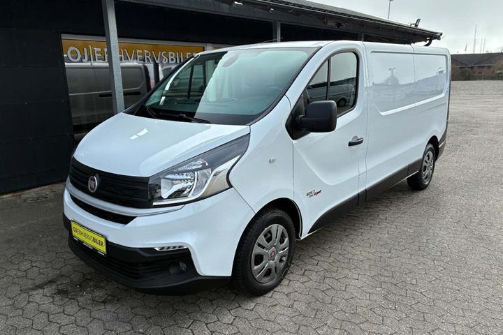 Hvid Fiat Talento fra 2016