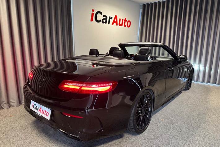 Sort Mercedes E400 fra 2018