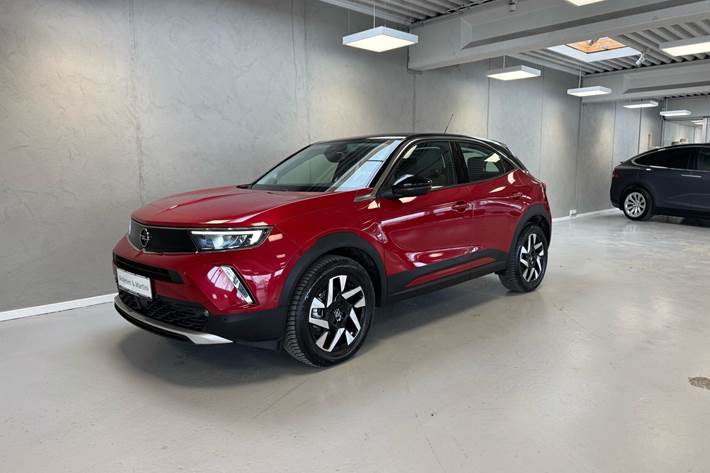 Rød Opel Mokka-e fra 2023