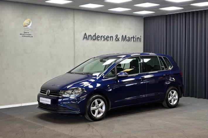 Blå VW Golf Sportsvan fra 2018