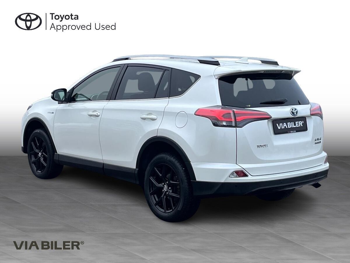 Toyota RAV4 2,5 Hybrid H3+ Safety Sense + Black Pack 4x2 197HK 5d 6g Aut.