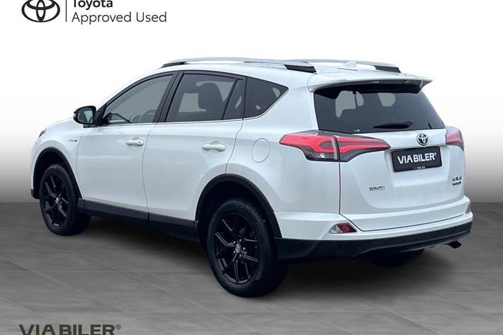 Hvid Toyota RAV4 fra 2018